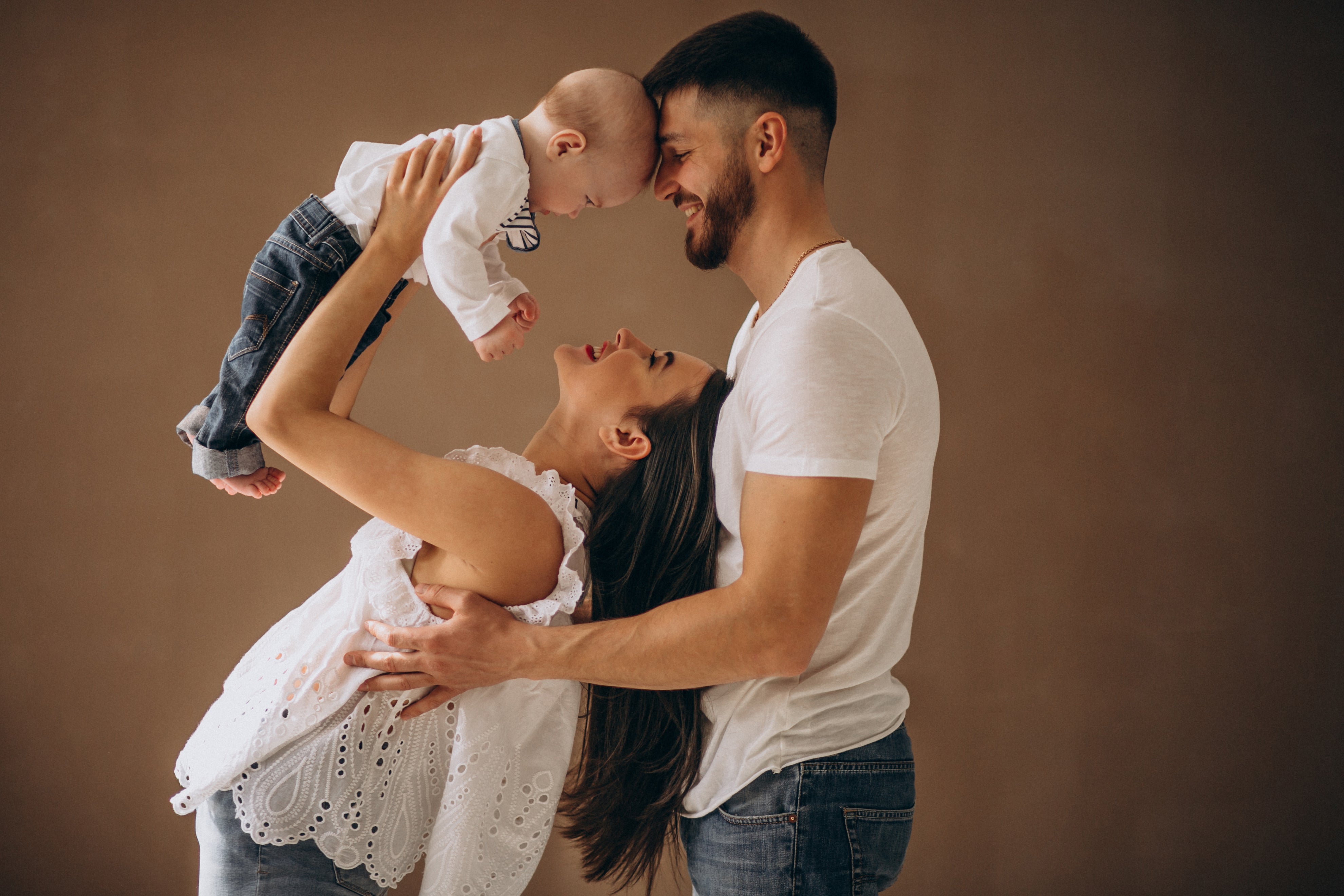 Parenting Hacks: Time-Saving Tips for Busy Moms and Dads