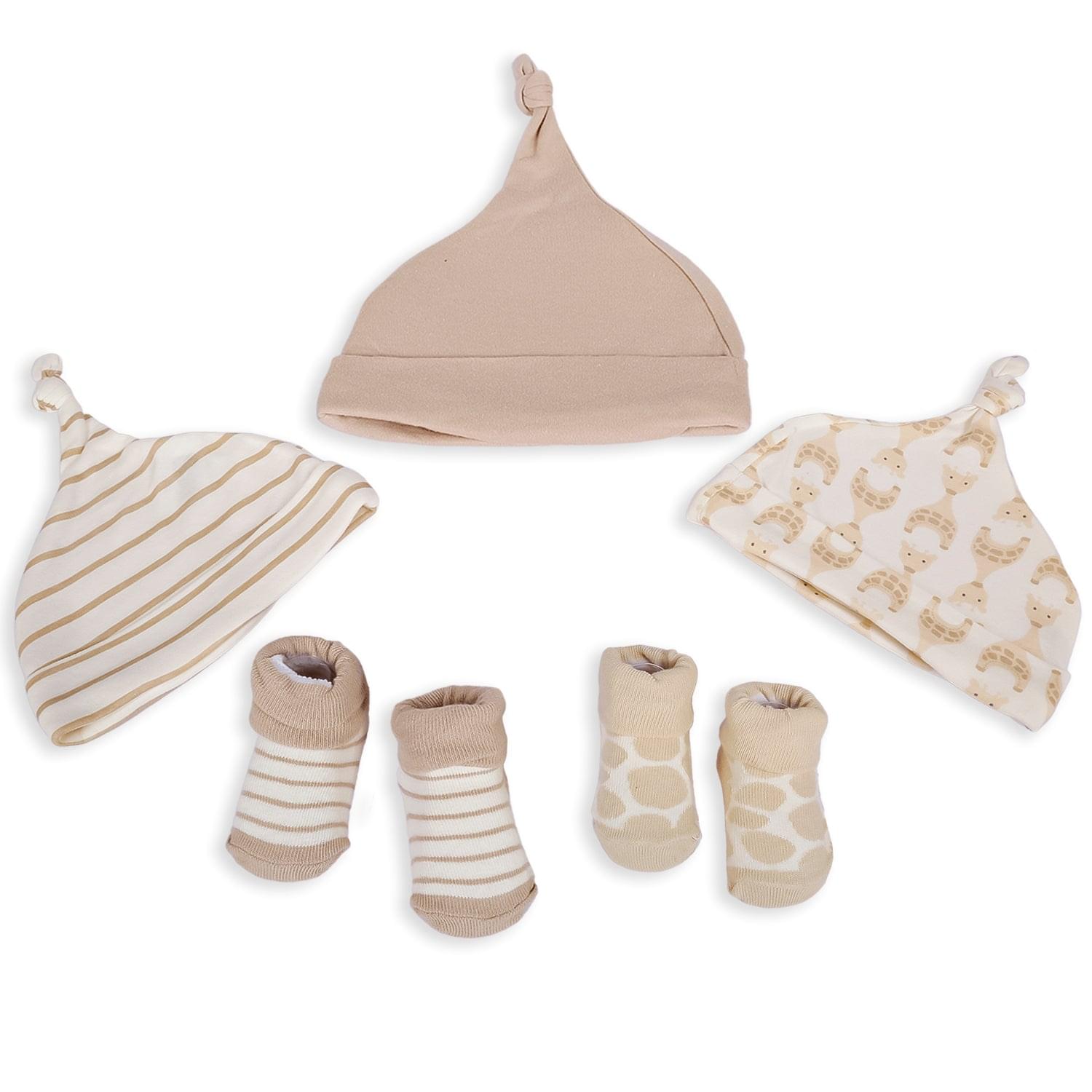 3 Caps And 2 Pair Socks Gift Set Giraffe Brown Beige - Baby Moo