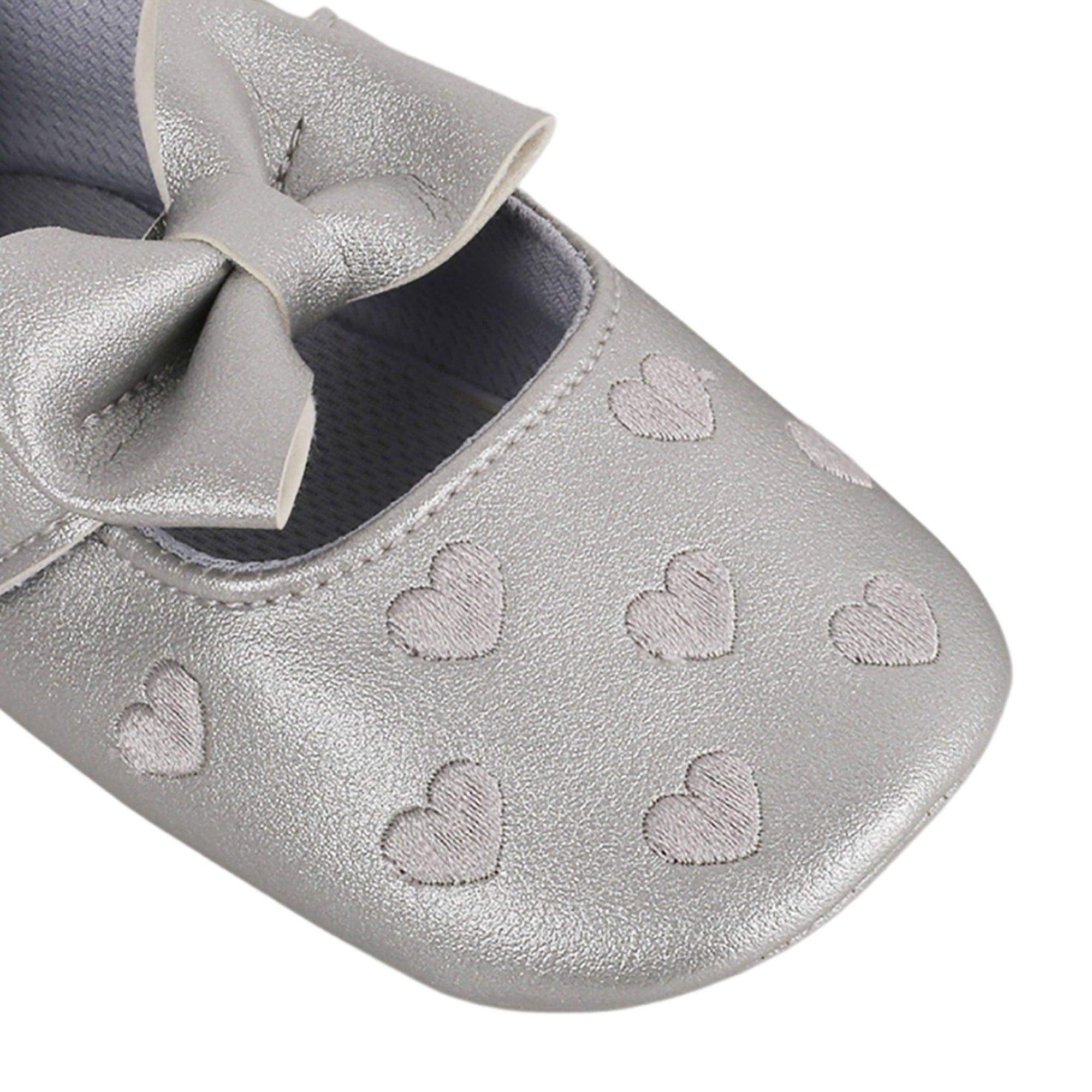 Baby Moo Hearts With Bow Silver Booties