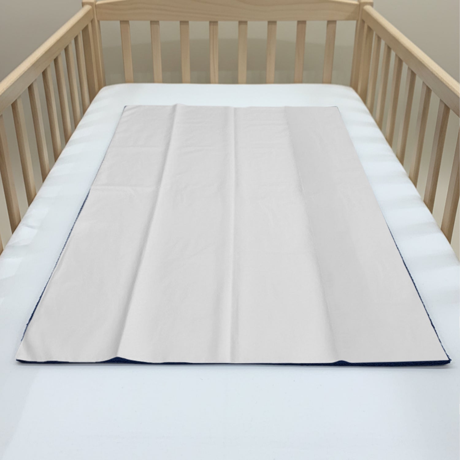 Baby Moo Plain Changeable Dry Sheet Water-resistant Bed Protector - Navy Blue