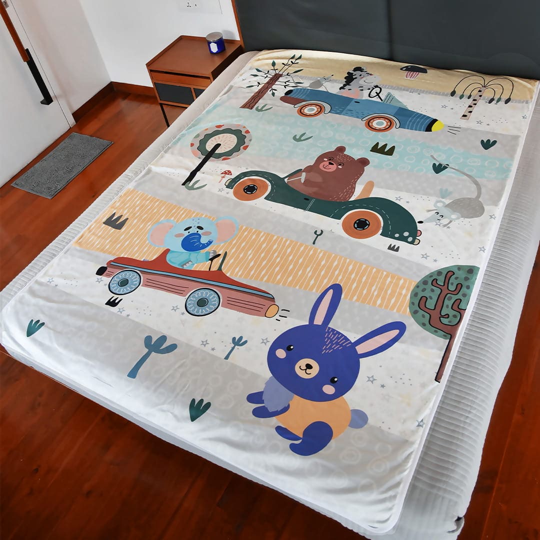 Baby Moo Bear in Car Velvet And Fur XL Blanket - Yellow - Baby Moo
