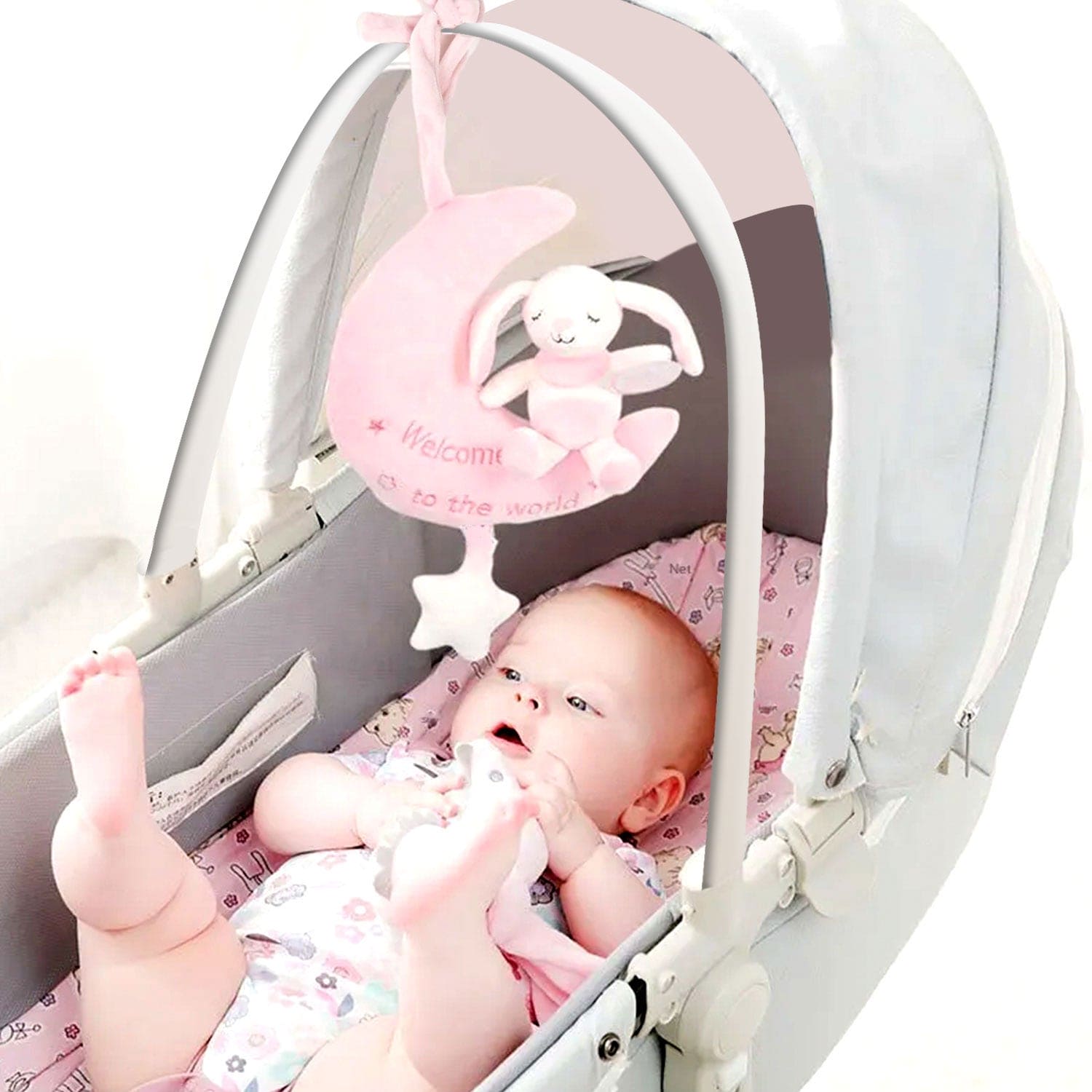 Baby Moo Bear On The Moon Hanging Musical Pulling Toy - Pink