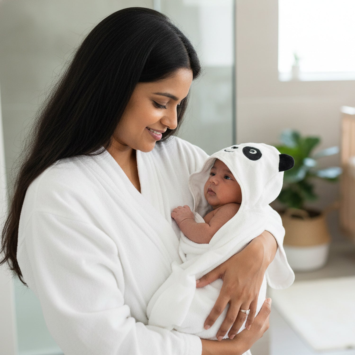 Baby Moo Plushy Panda 3D Absorbent Hooded Towel - White