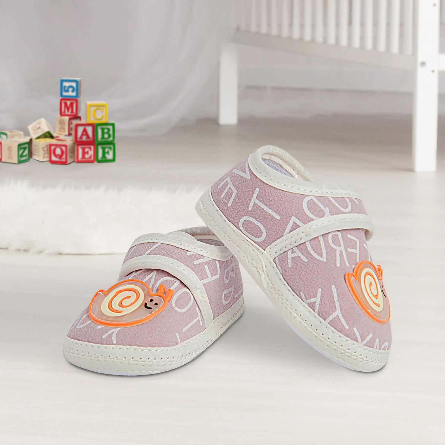 Happy Snail Mauve Booties - Baby Moo