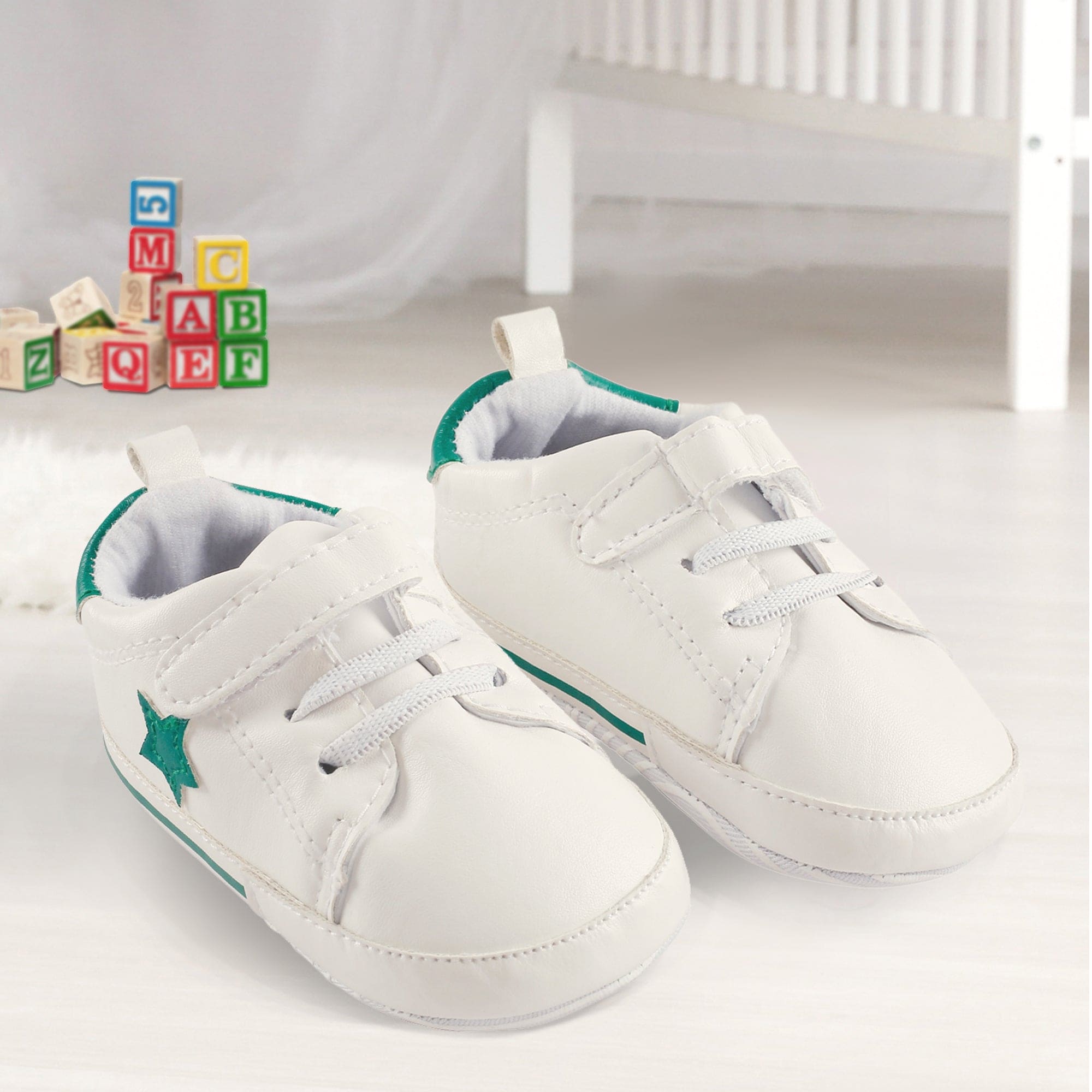My Star White And Green Casual Booties - Baby Moo