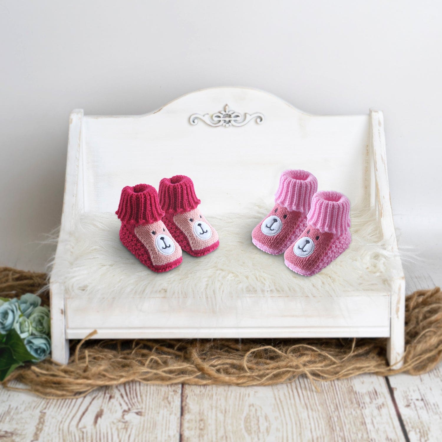Newborn Crochet Woollen Booties Teddy Red, Pink