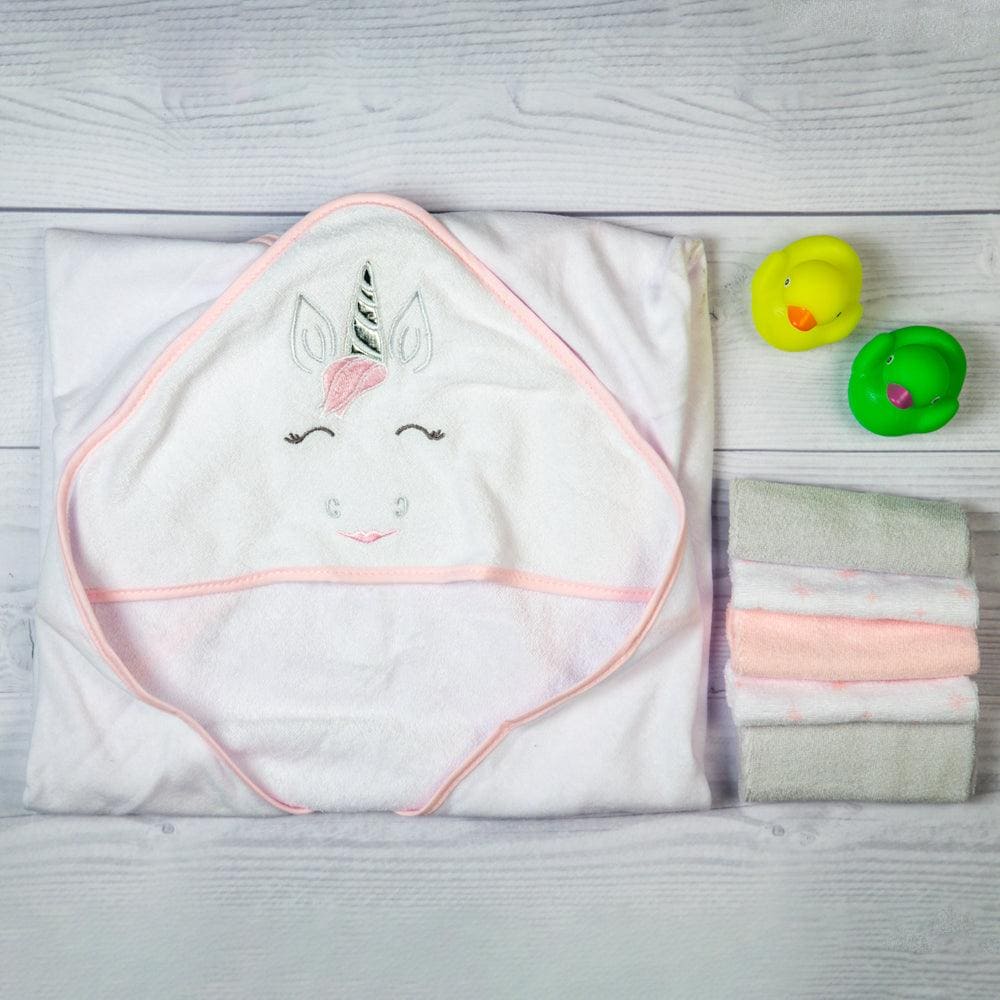 Unicorn bath best sale towel set