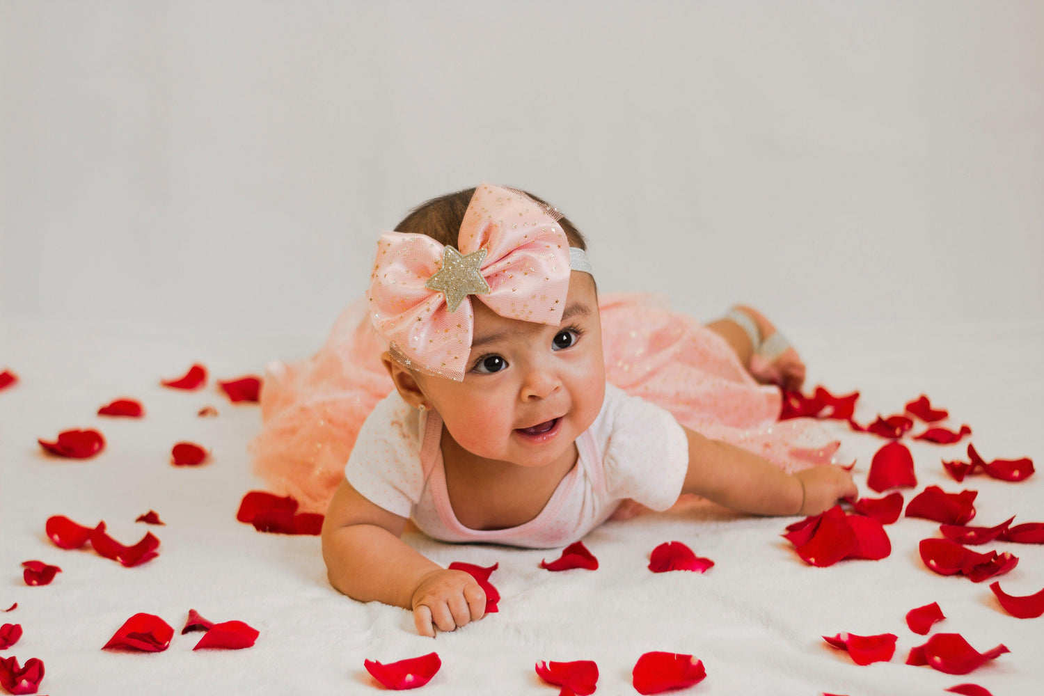 5 Cute Ways to Dress-up Newborns - Baby Moo