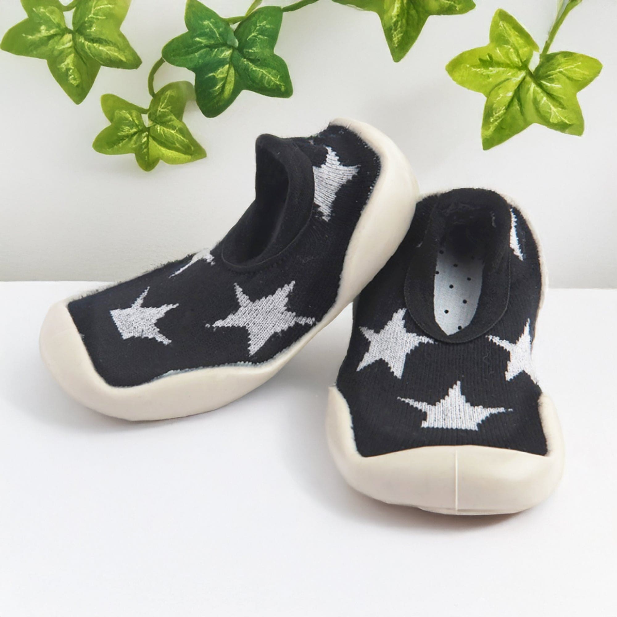 Jumping Star Black Slip-On Shoes
