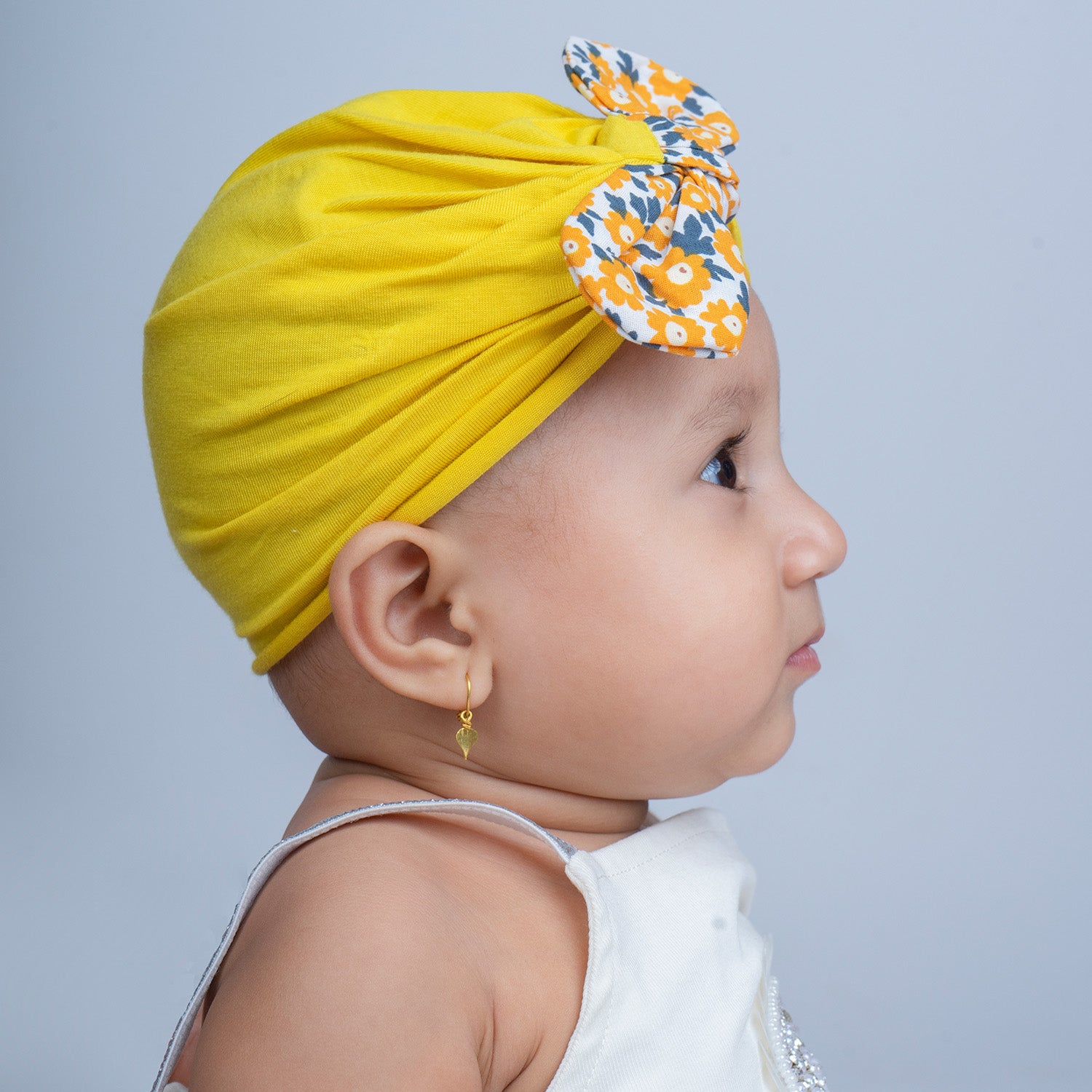 Baby Moo Floral Bow Matching Cap And Socks Set - Yellow