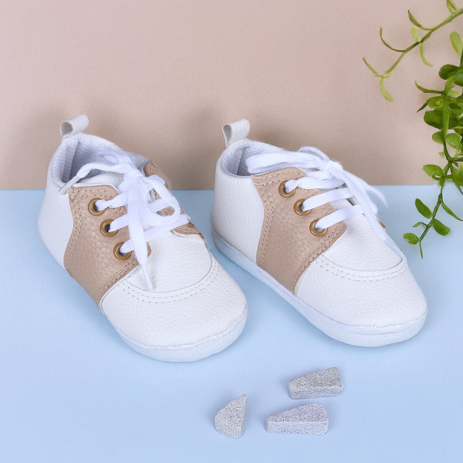 Lace-Up Stylish Leather Sneaker Shoes - White