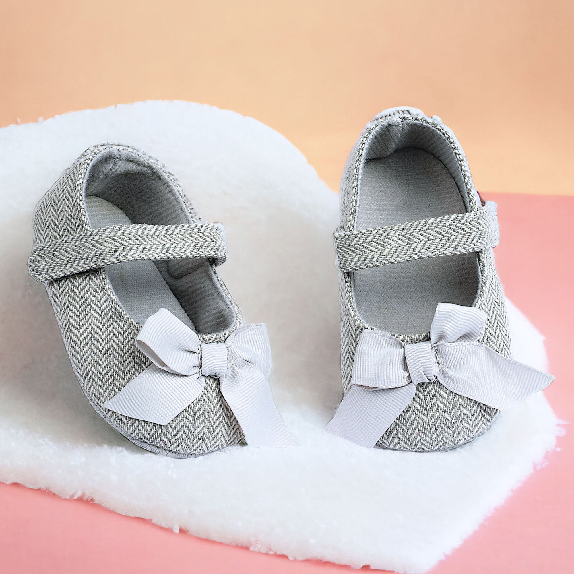 Baby Moo Bow Knot Velcro Strap Anti-Skid Patterned Ballerina Booties - Grey