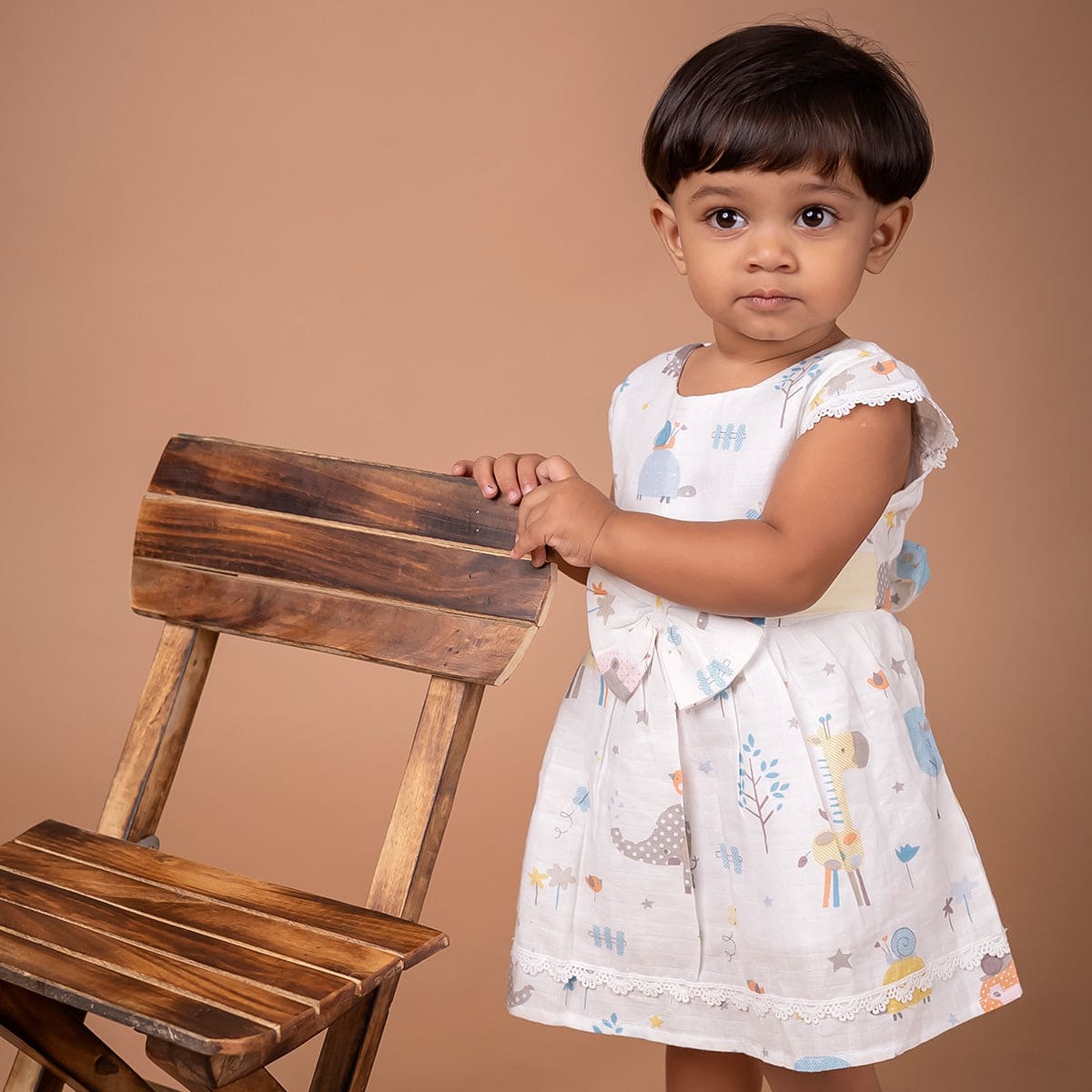 White GEORGETTE Baby Frock with Floral Digital Print (Copy) - POSHIKHAWEAR