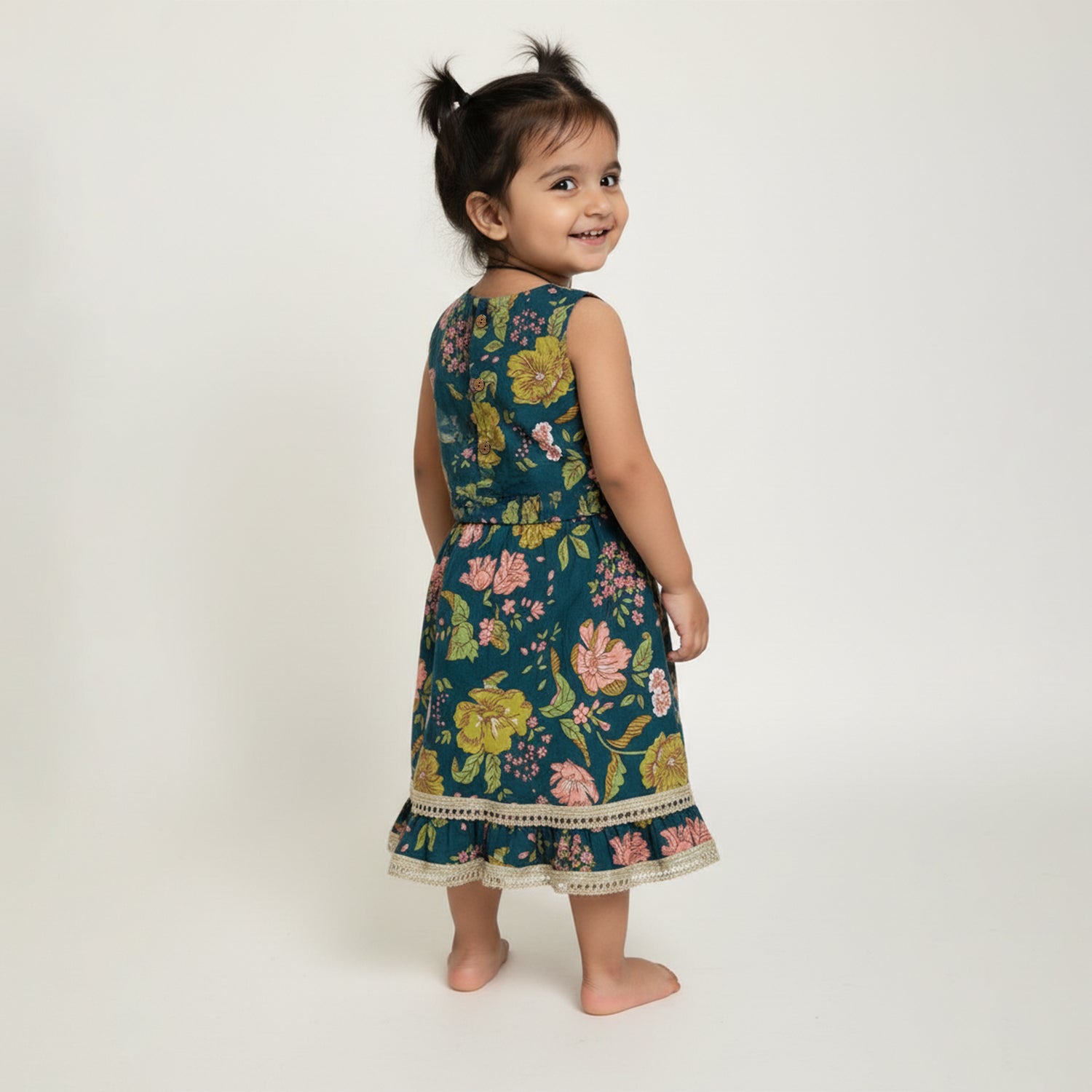 Baby Moo Floral Print Sleeveless Two Piece Lehenga Blouse Set - Peacock Green