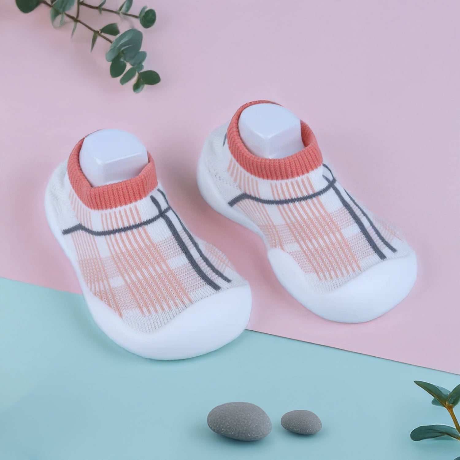 Baby Moo Checked Rubber Comfortable Sole Slip-On Sock Shoes - Peach