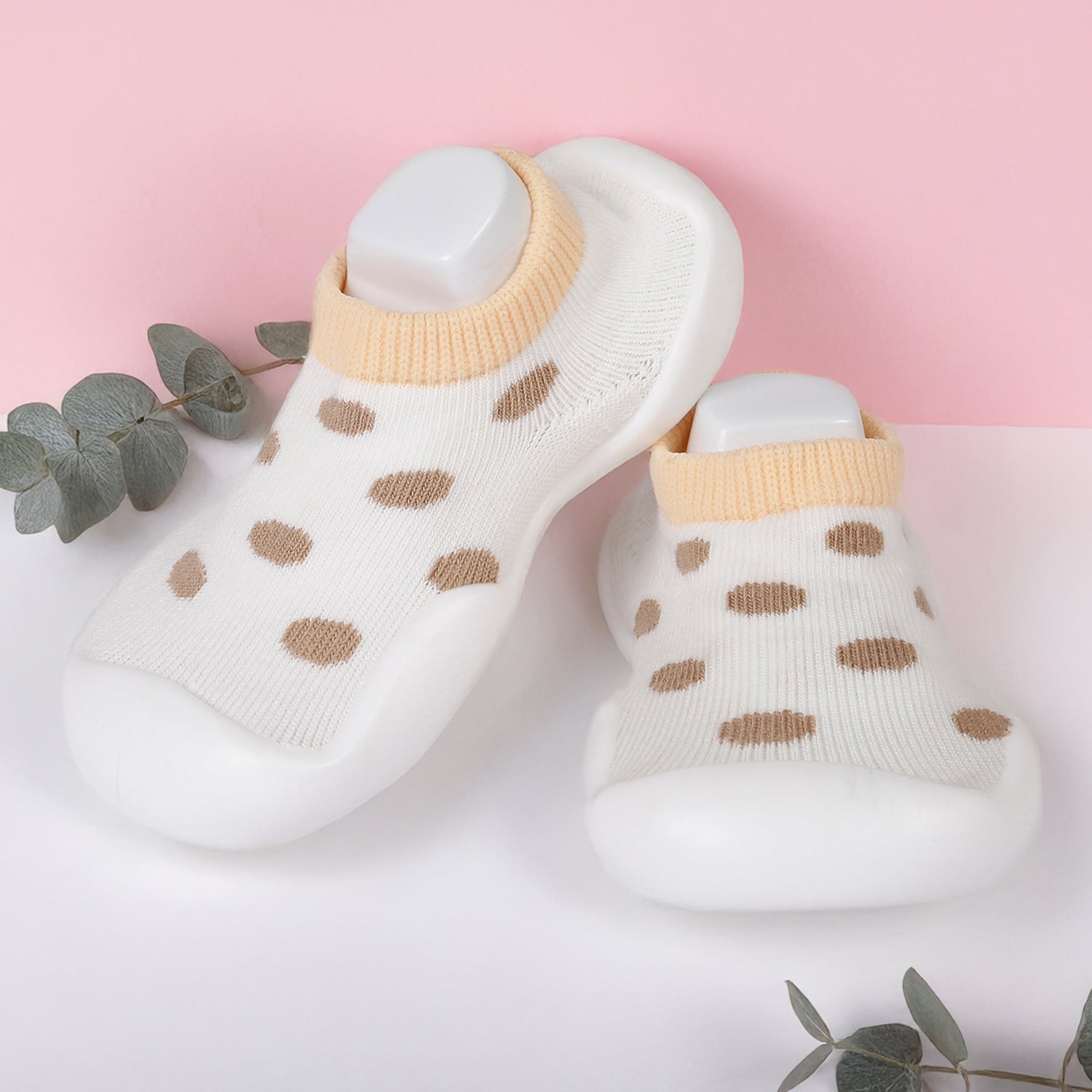 Slip-On Shoes Polka Dots Brown