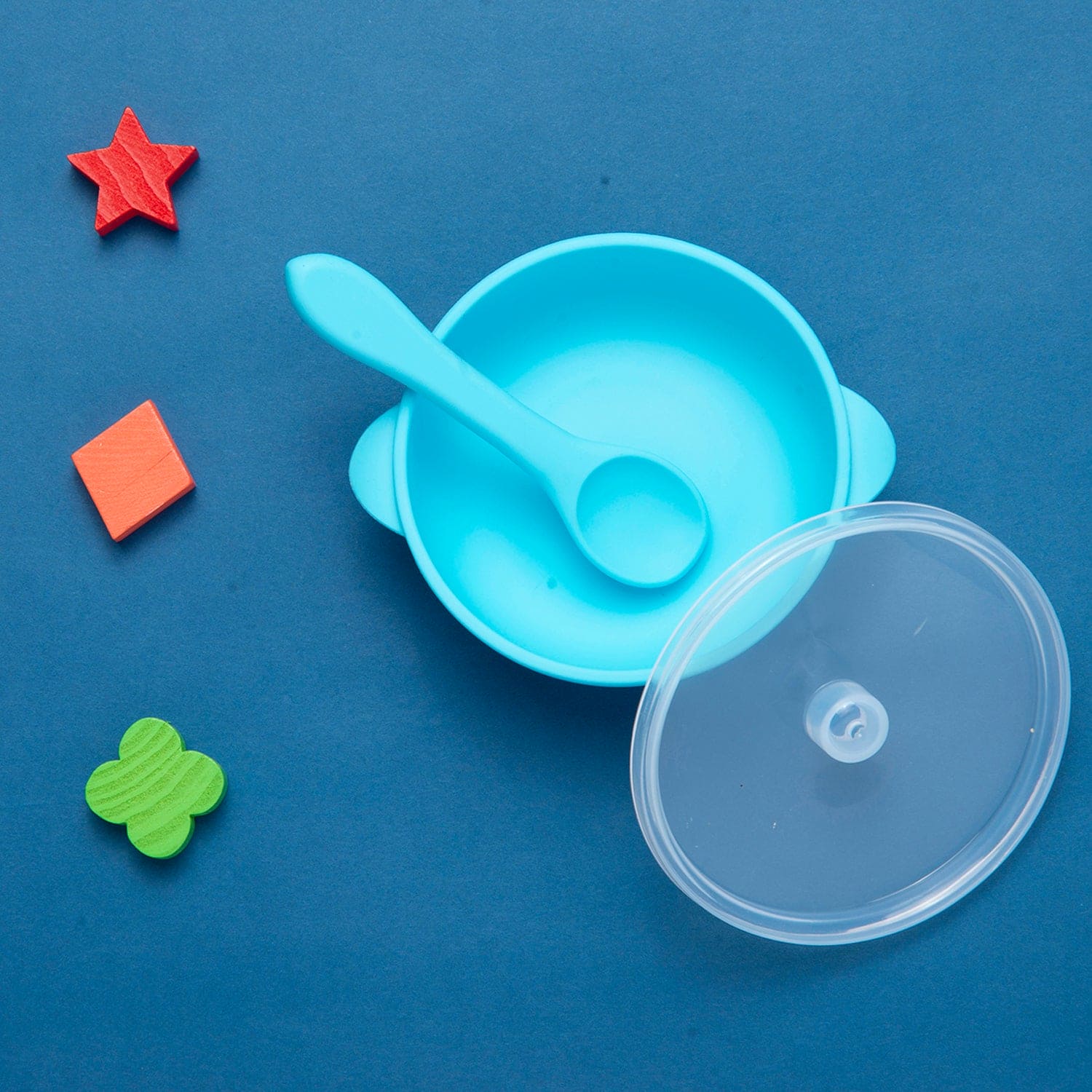 Blue  Silicon Bowl With Lid And Spoon Set