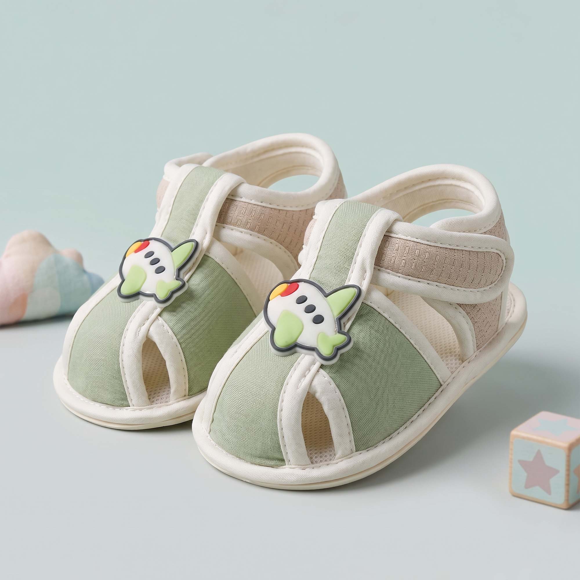 Baby Moo Aeroplane Velcro Strap Anti-Skid Closed Toe Sandal Booties-Green
