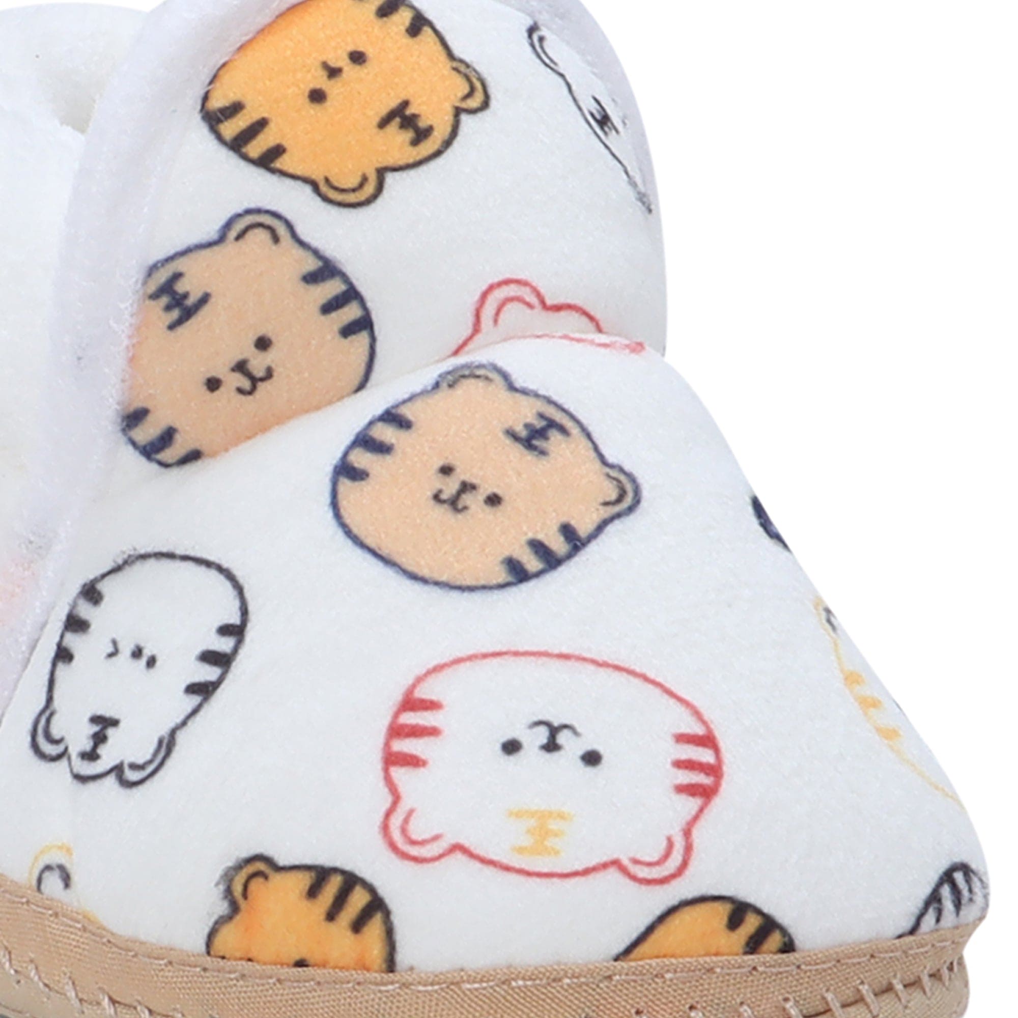 Baby Moo Kitty Face Printed Soft Slip-On Anti-Skid Plush Warm Booties - White