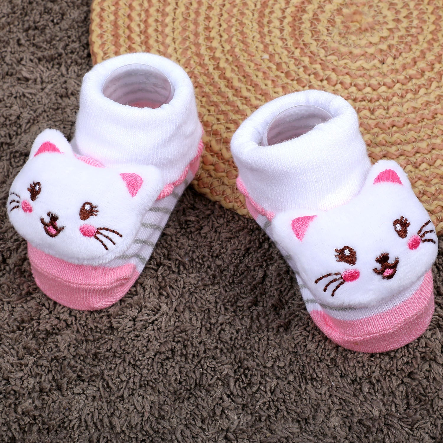 Baby Moo Blushing Kitty Cotton Anti-Skid 3D Socks - White - Baby Moo