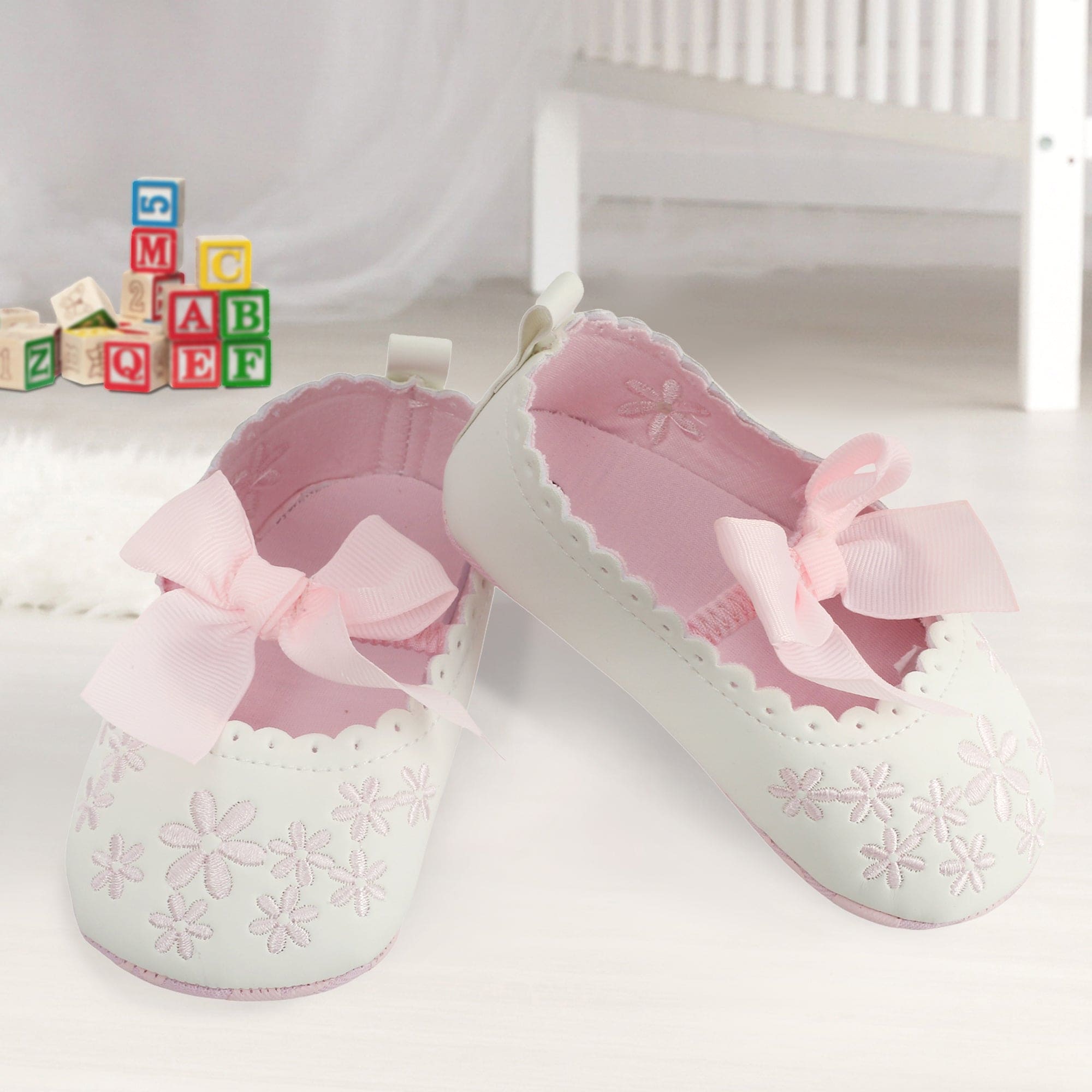 Embroidered Floral White And Pink Booties - Baby Moo