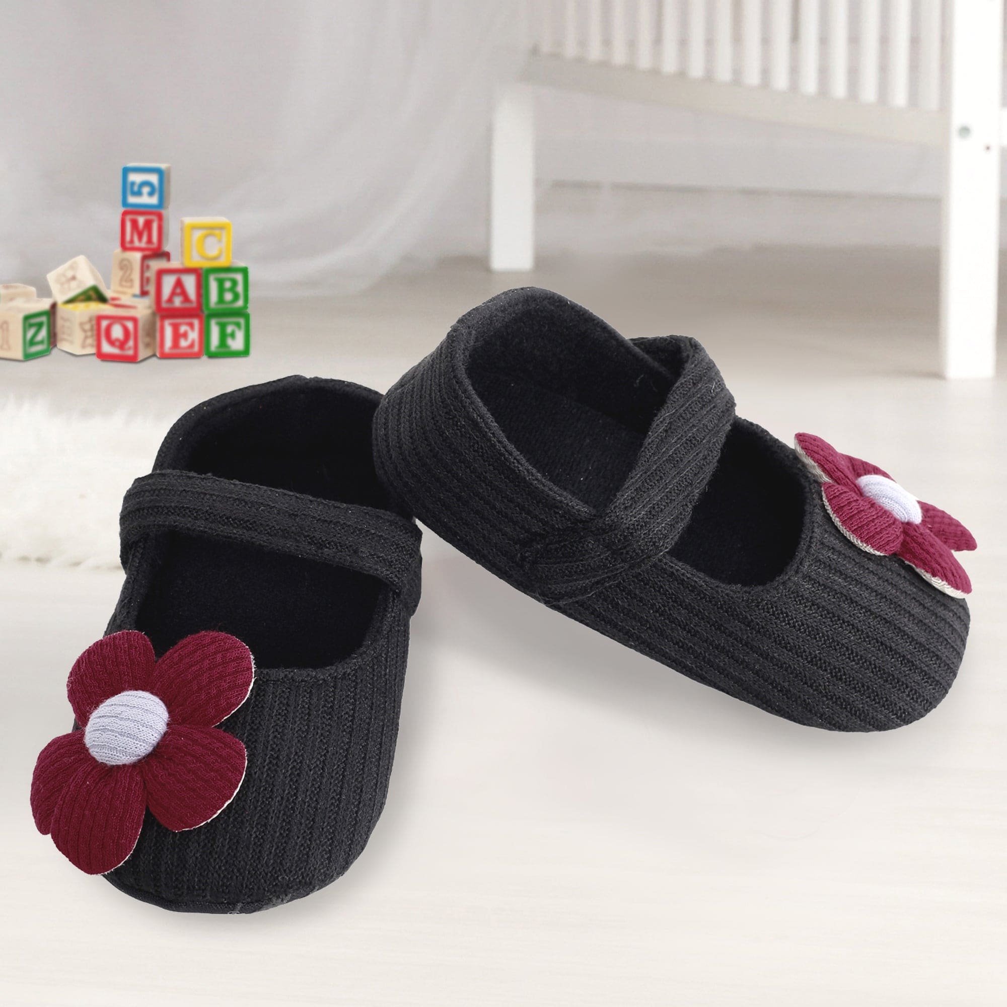 Buy Stylish Girls Sandals Online at the Best Price | Girls sandals, Baby  girl sandals, Stylish sandals
