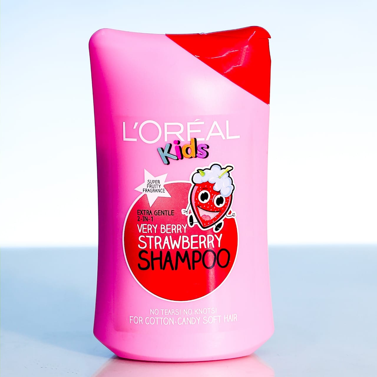 Loreal Kids Very Berry Strawberry Shampoo Extra Gentle 2-in-1 250 ml - Baby Moo